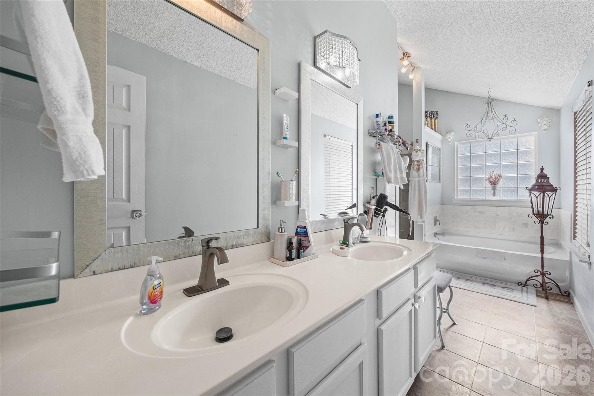 Single Family Residence at 1277 Winding Path Road, Lake Wylie, photo 8 of 16