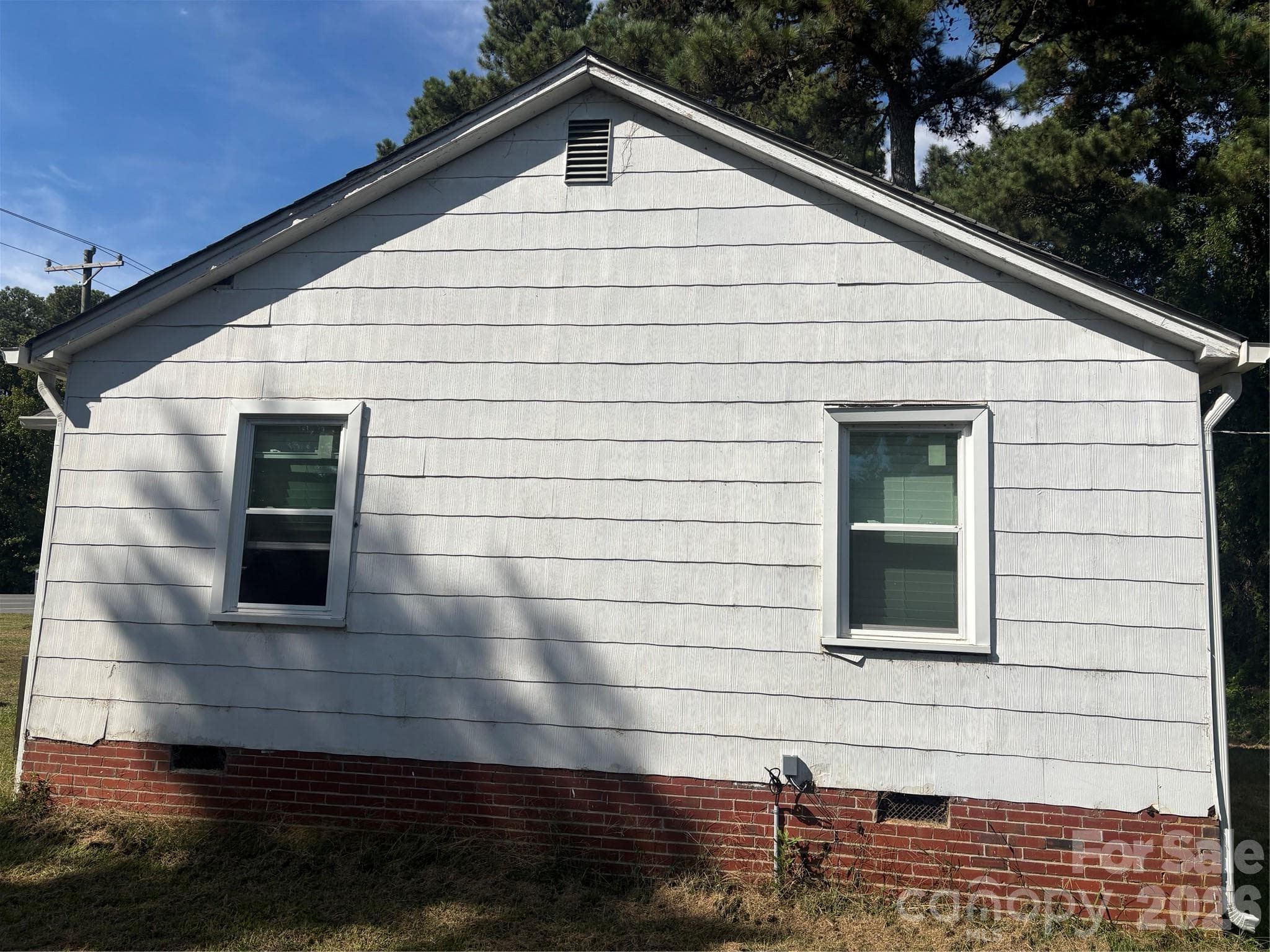 Right side of home - 2615 S Anderson Road, Catawba
