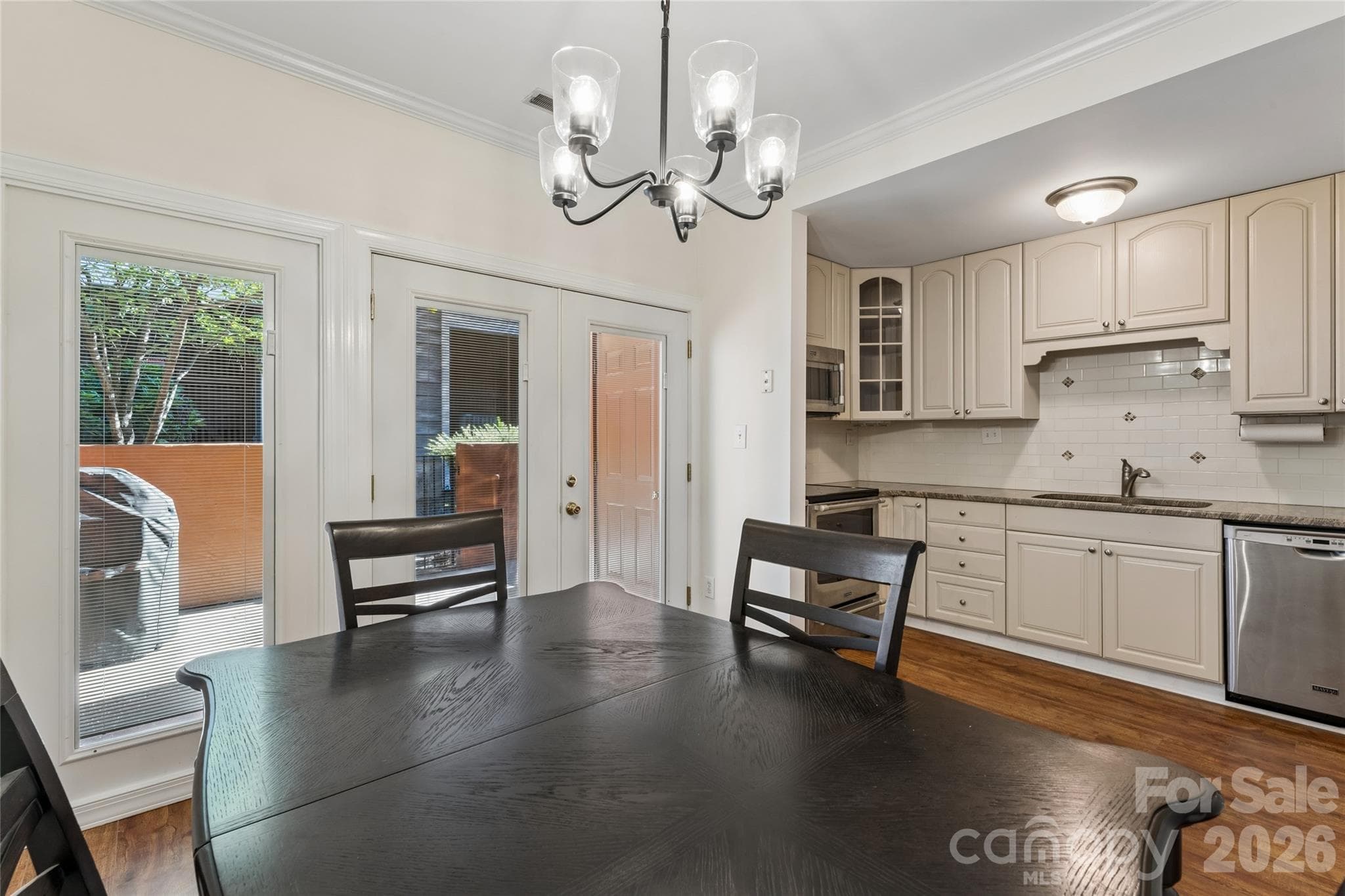 Condominium at 422 W 8th Street, Charlotte, photo 22 of 35