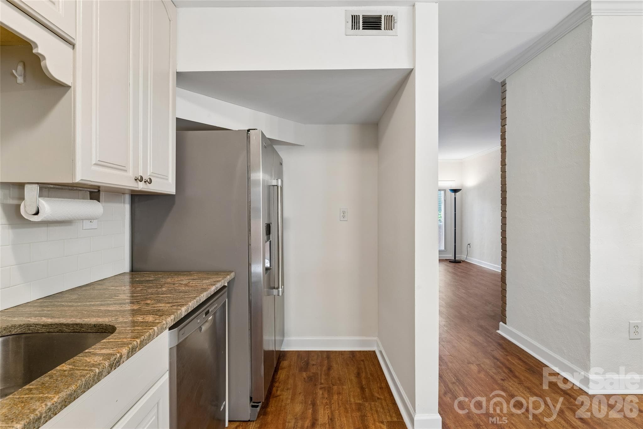 Condominium at 422 W 8th Street, Charlotte, photo 27 of 35