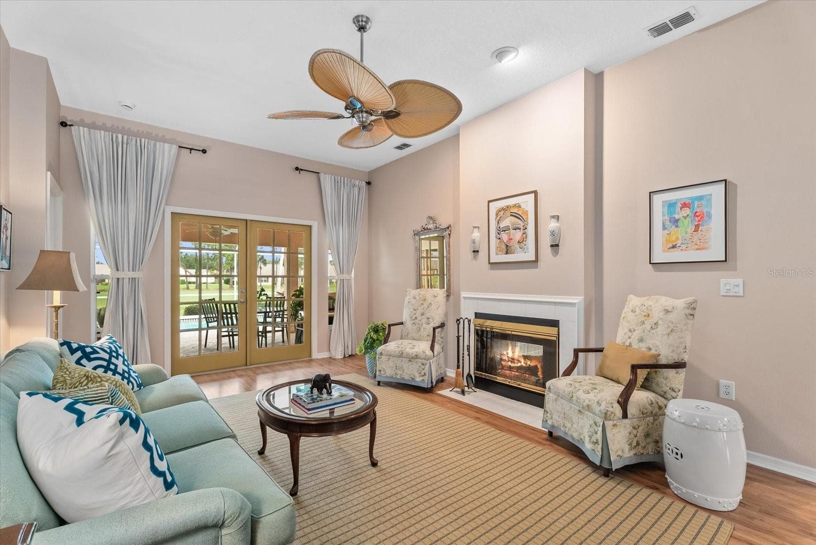 Living Room - 5815 FAIRWOODS CIR, SARASOTA