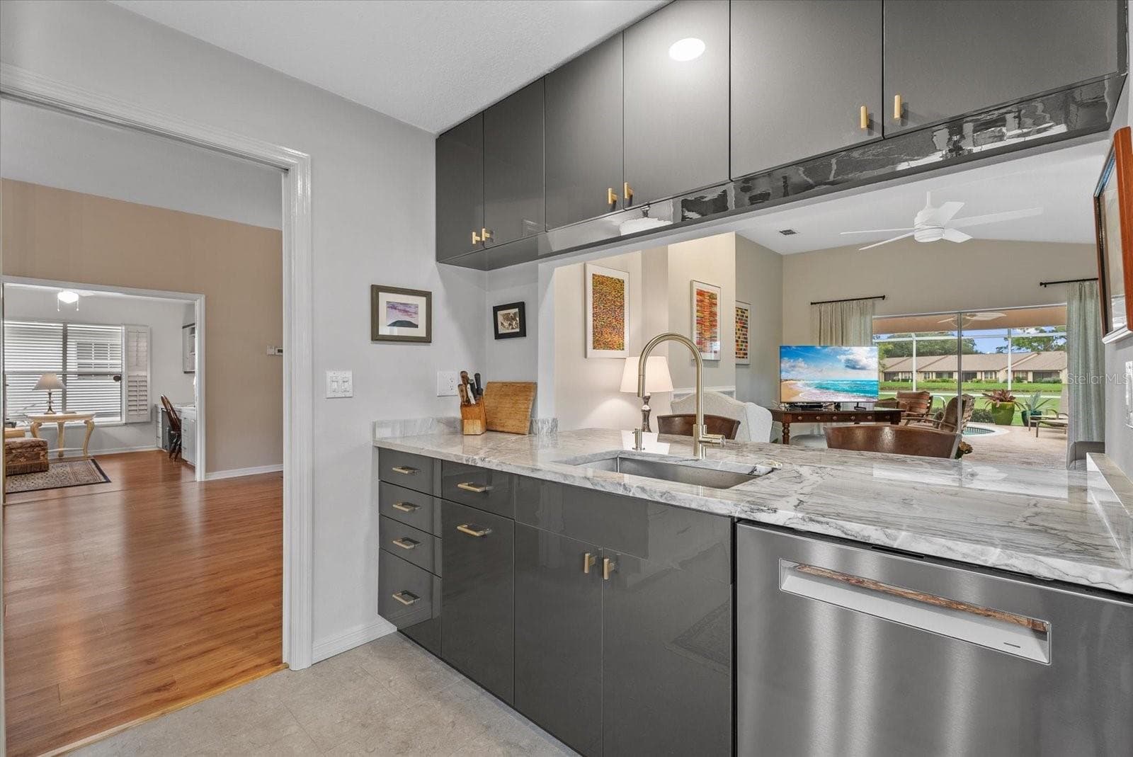 Kitchen - 5815 FAIRWOODS CIR, SARASOTA