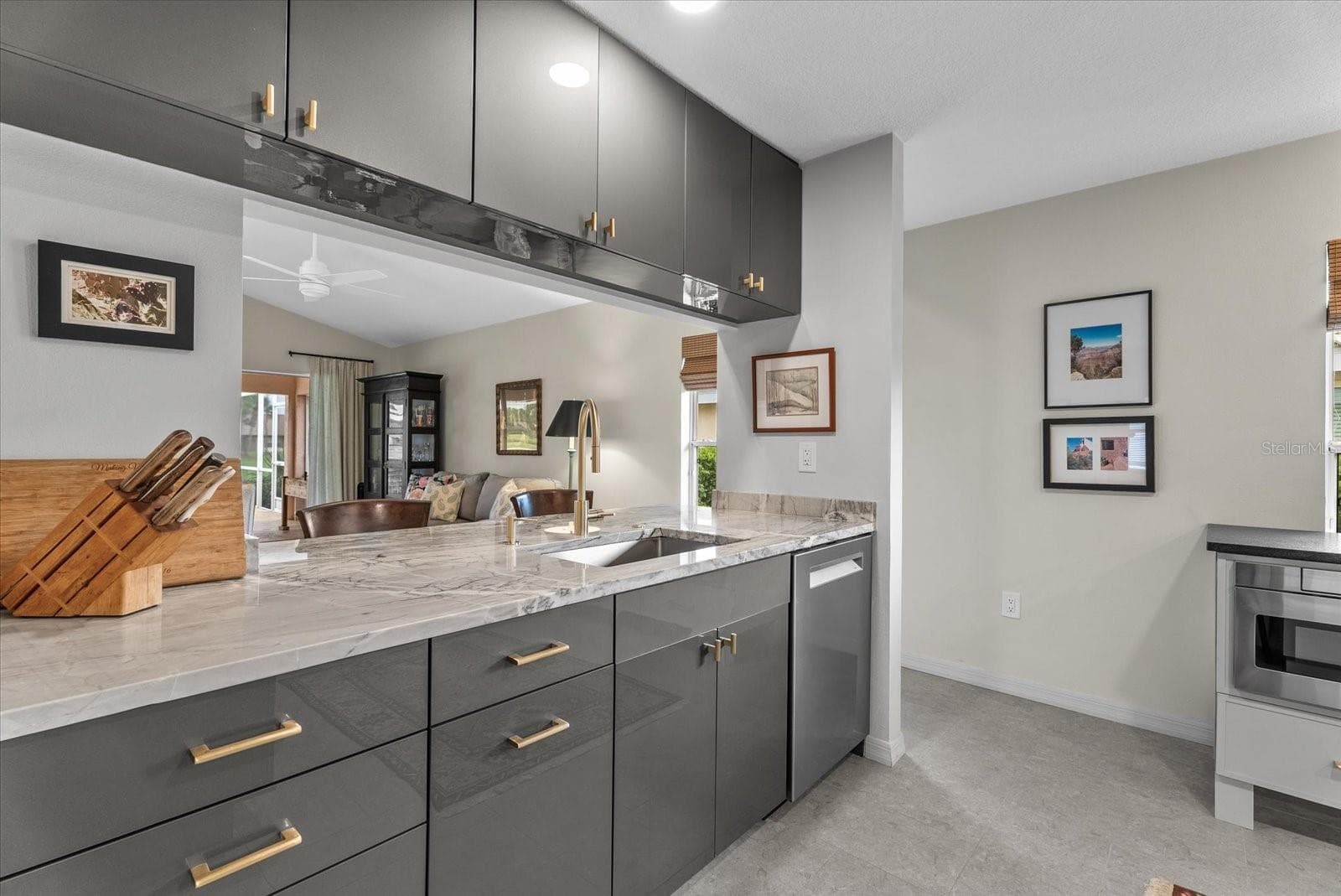 Kitchen - 5815 FAIRWOODS CIR, SARASOTA