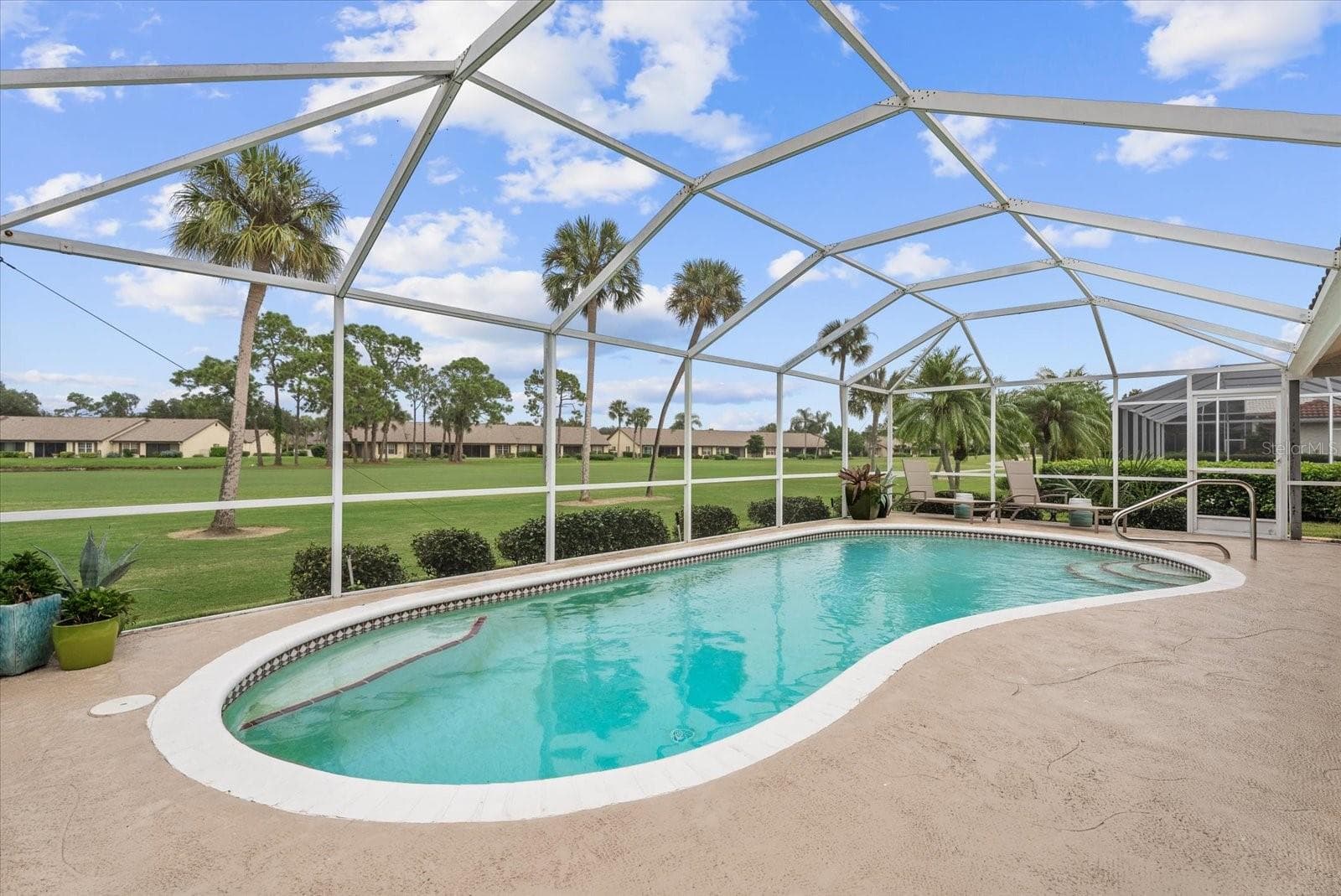 Lanai Private Pool - 5815 FAIRWOODS CIR, SARASOTA