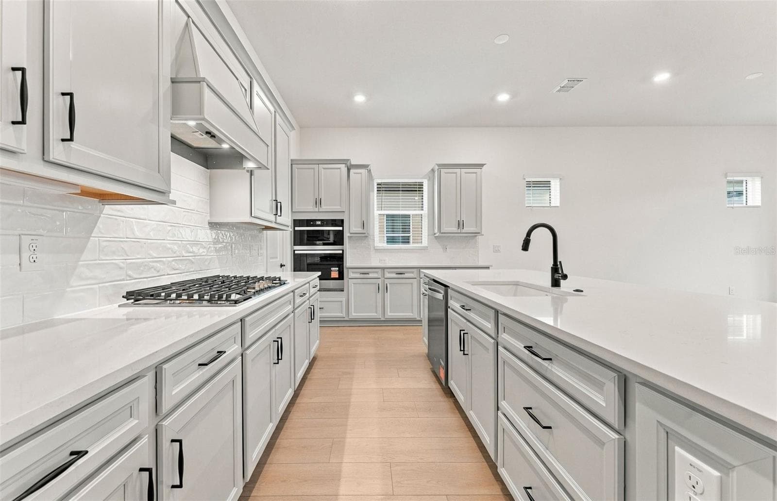 Abundance of Counter and Storage - 11316 CLAY AVE, PARRISH