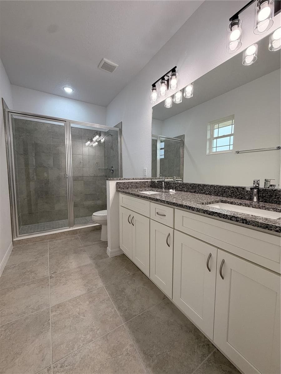 Master bathroom - 915 LAKEFRONT VILLAGE DR, CLERMONT