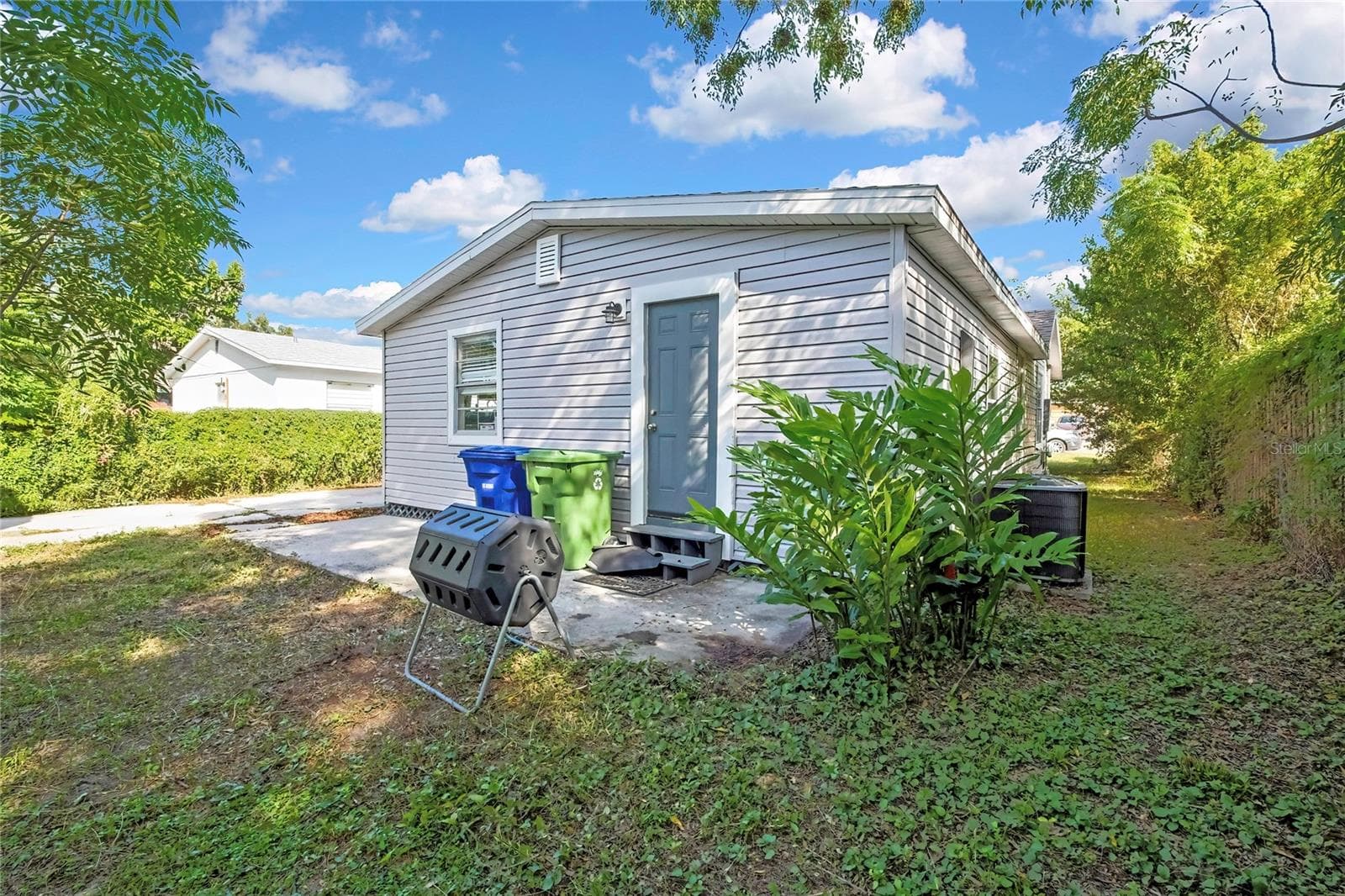Single Family Residence at 1815 E SEWARD ST, TAMPA, photo 23 of 41