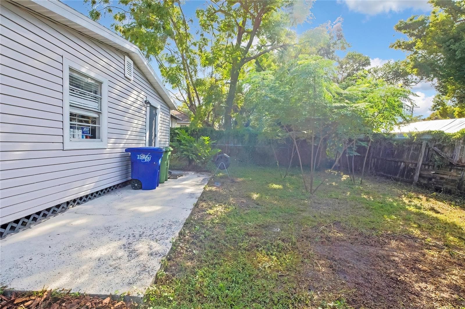 Single Family Residence at 1815 E SEWARD ST, TAMPA, photo 25 of 41