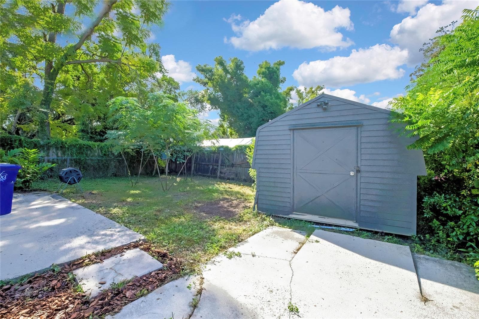 Single Family Residence at 1815 E SEWARD ST, TAMPA, photo 26 of 41