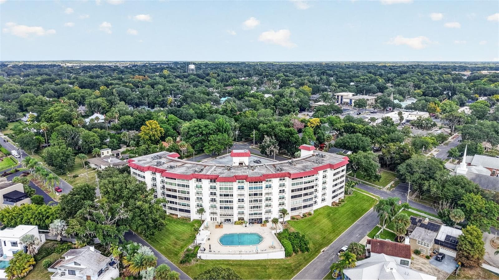Condominium at 601 N MCDONALD ST #103, MOUNT DORA, photo 9 of 36