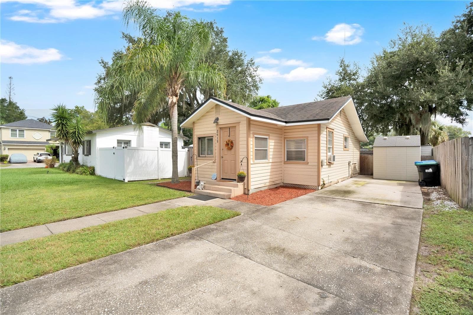 Single Family Residence at 2615 COOLIDGE AVE, ORLANDO, photo 4 of 28