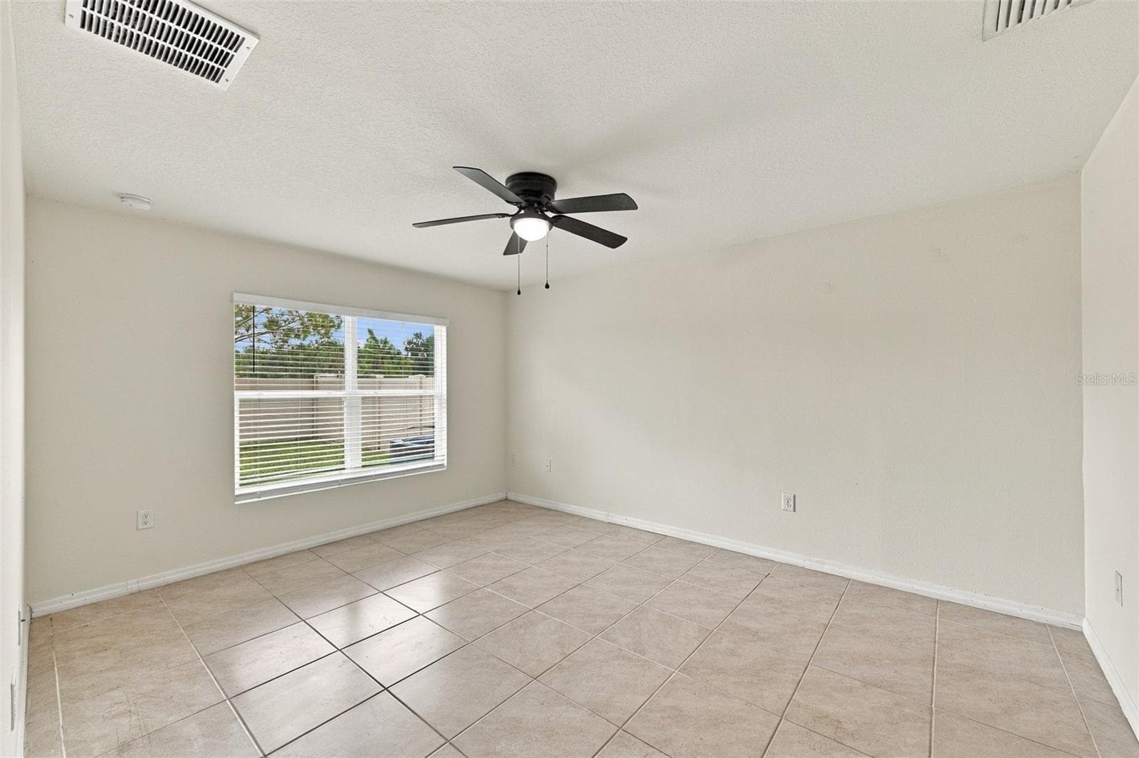 Single Family Residence at 7980 BROAD POINTE DR, ZEPHYRHILLS, photo 18 of 46