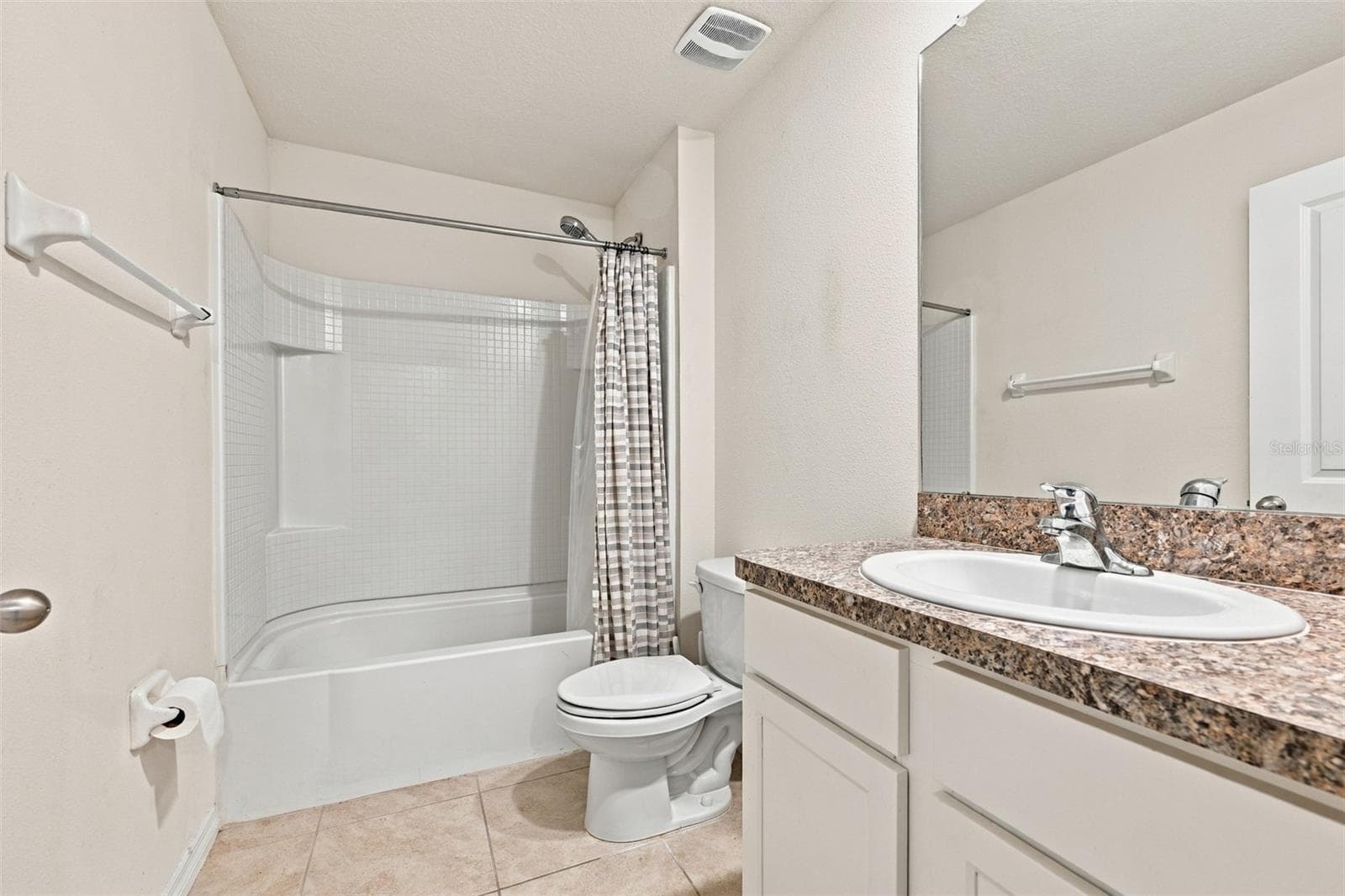 Single Family Residence at 7980 BROAD POINTE DR, ZEPHYRHILLS, photo 31 of 46