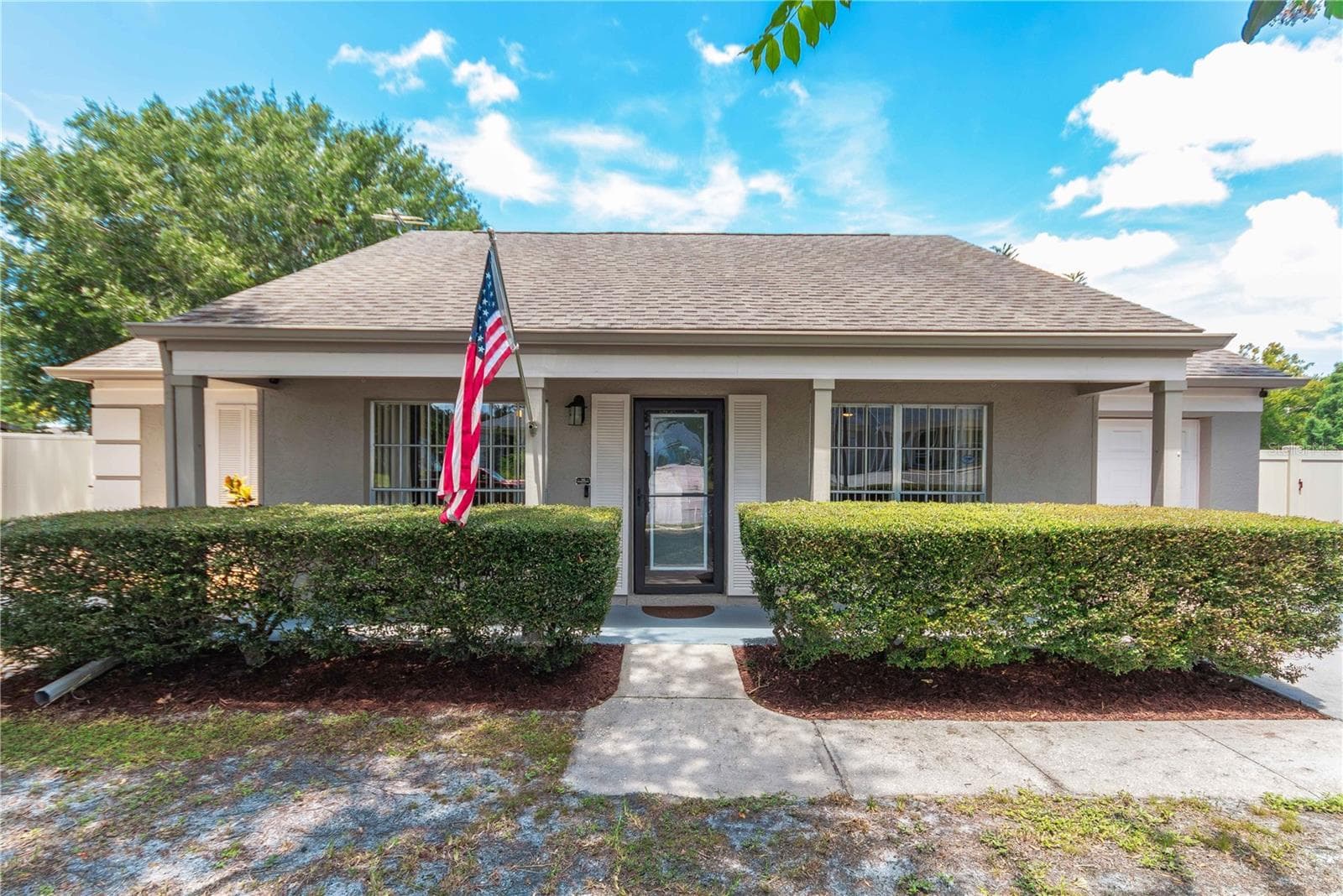 4311 COUNTY BREEZE DR