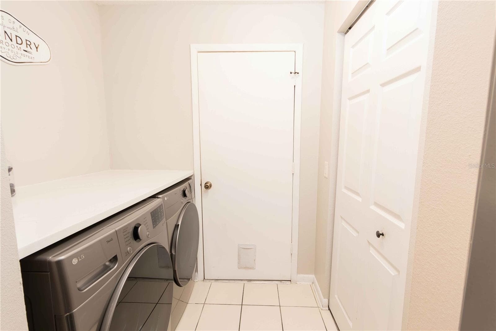 inside laundry - 4311 COUNTY BREEZE DR, NEW PORT RICHEY