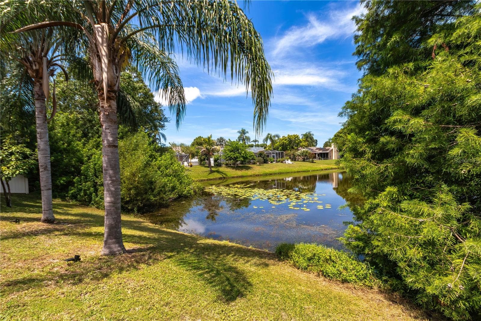 Single Family Residence at 4311 COUNTY BREEZE DR, NEW PORT RICHEY, photo 15 of 35