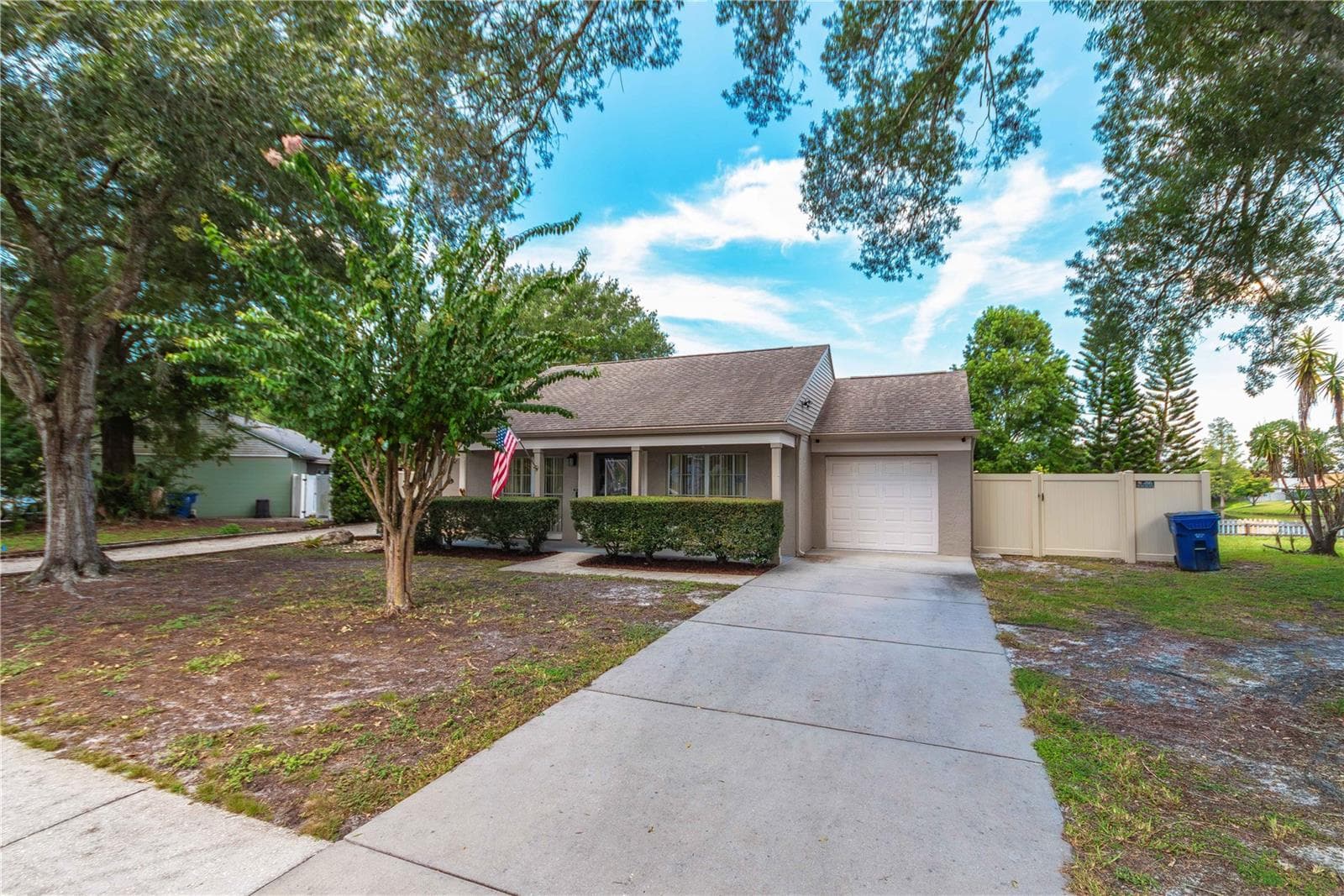 Single Family Residence at 4311 COUNTY BREEZE DR, NEW PORT RICHEY, photo 30 of 35