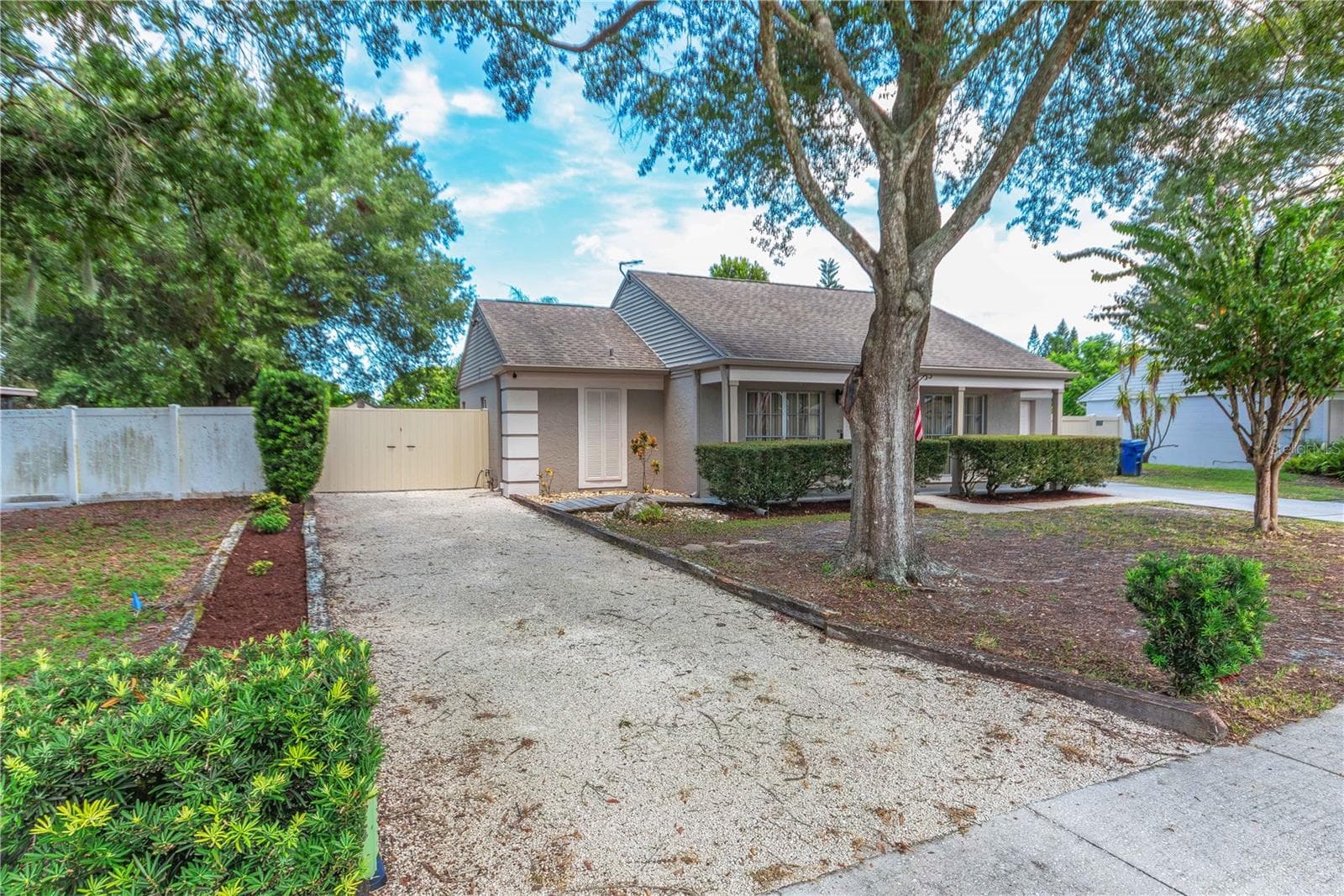 Single Family Residence at 4311 COUNTY BREEZE DR, NEW PORT RICHEY, photo 31 of 35