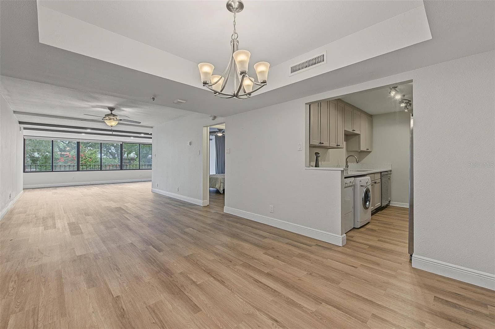 Condominium at 3211 W SWANN AVE #203, TAMPA, photo 5 of 43