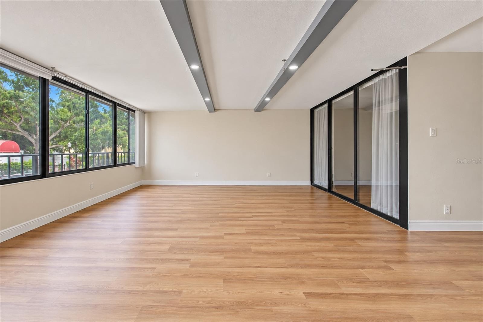Condominium at 3211 W SWANN AVE #203, TAMPA, photo 18 of 43