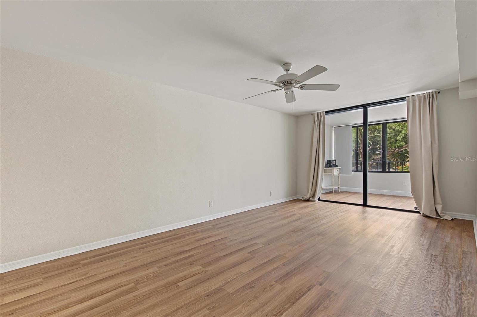 Condominium at 3211 W SWANN AVE #203, TAMPA, photo 25 of 43