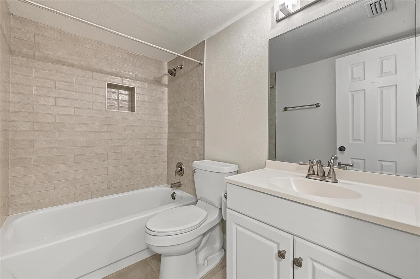 Condominium at 3211 W SWANN AVE #203, TAMPA, photo 30 of 43