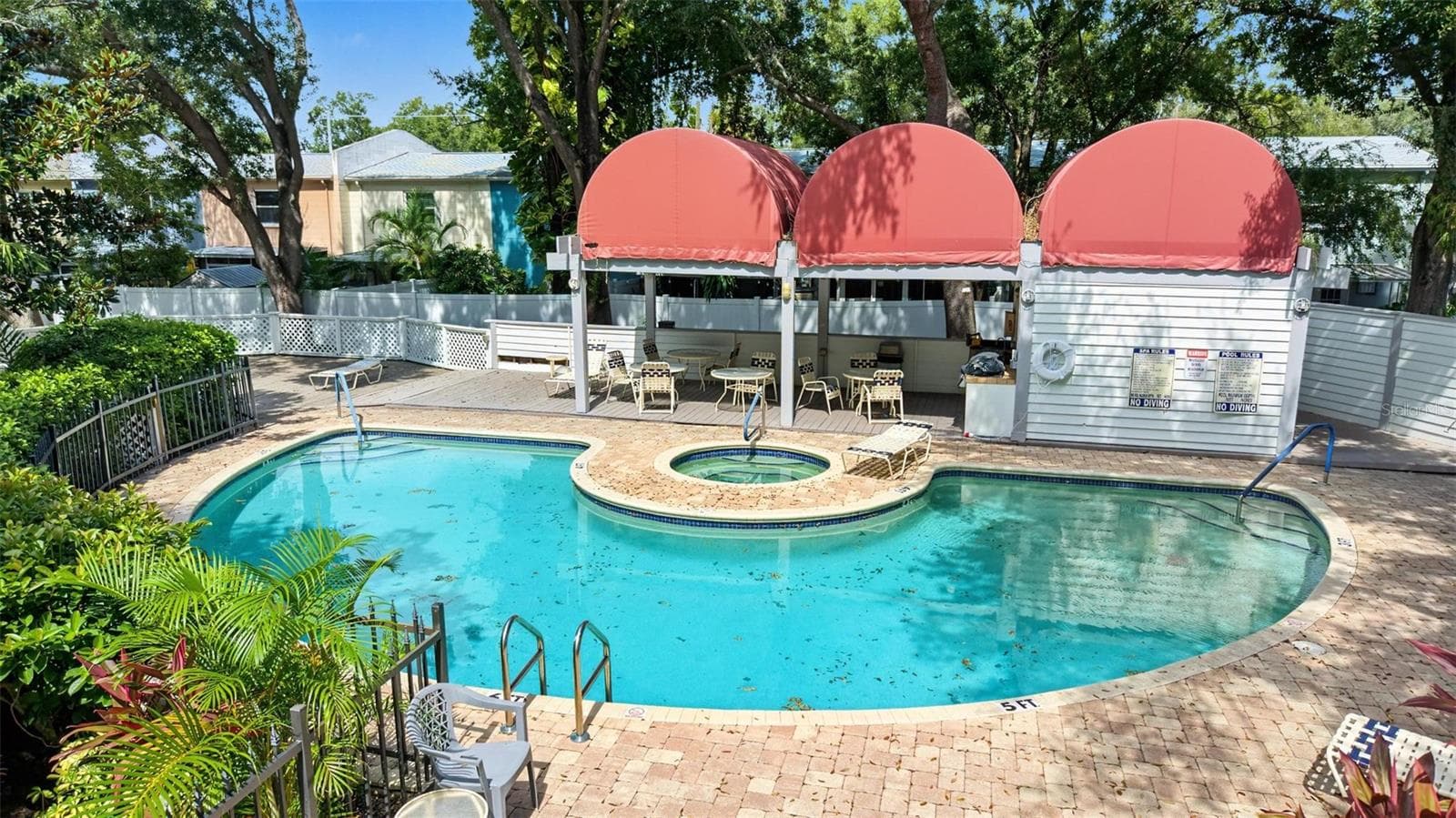 Condominium at 3211 W SWANN AVE #203, TAMPA, photo 37 of 43