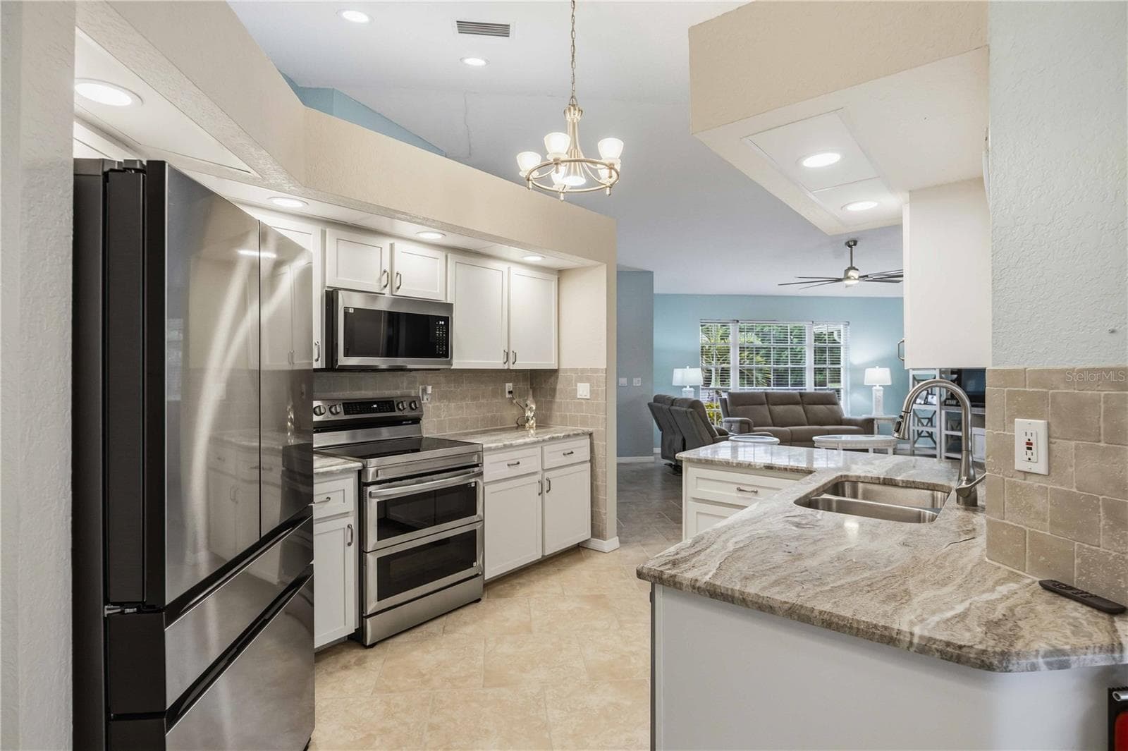 Single Family Residence at 13 SPORTSMAN RD, ROTONDA WEST, photo 11 of 32