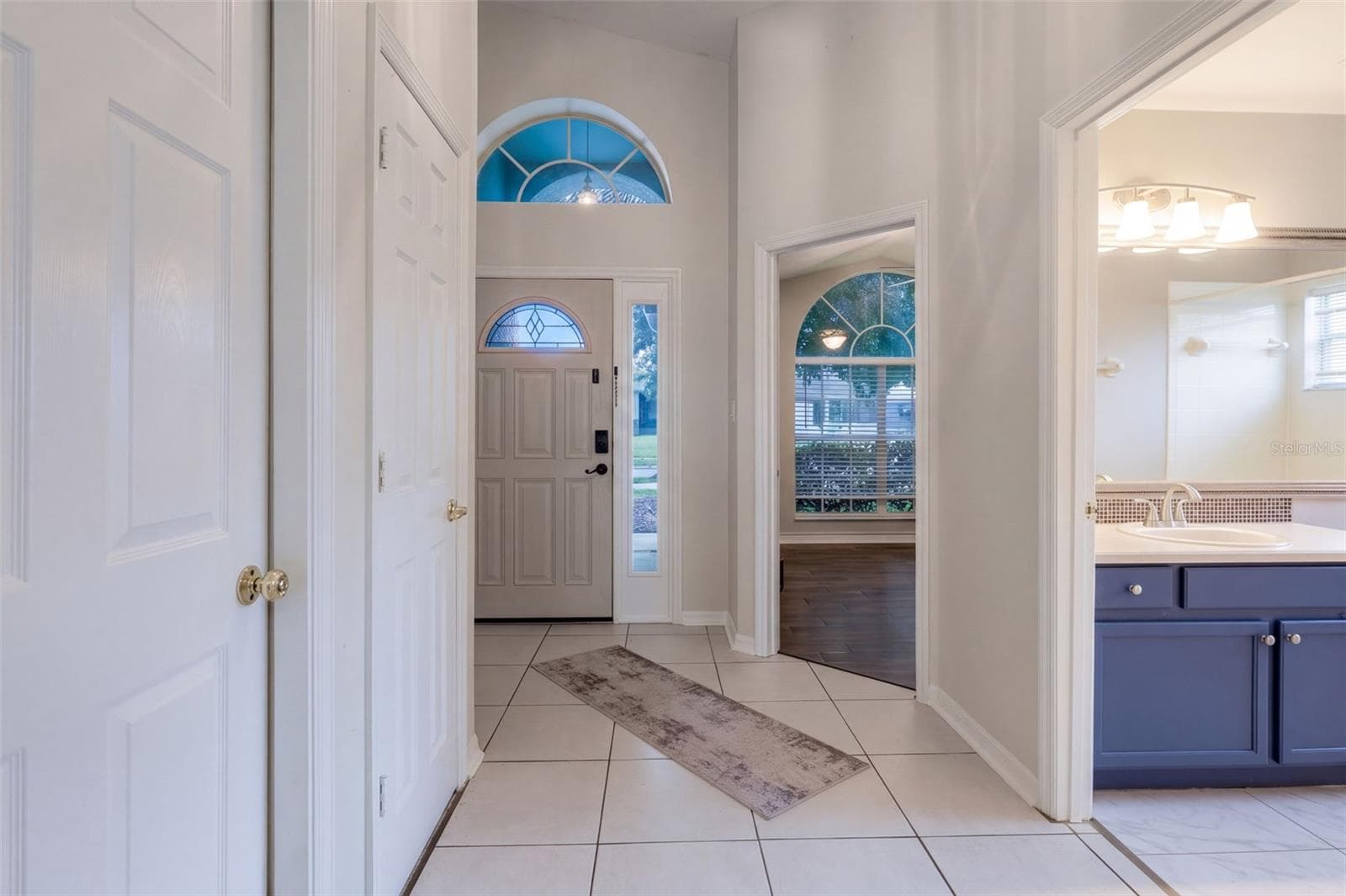 Entry - 16102 MAGNOLIA HILL ST, CLERMONT