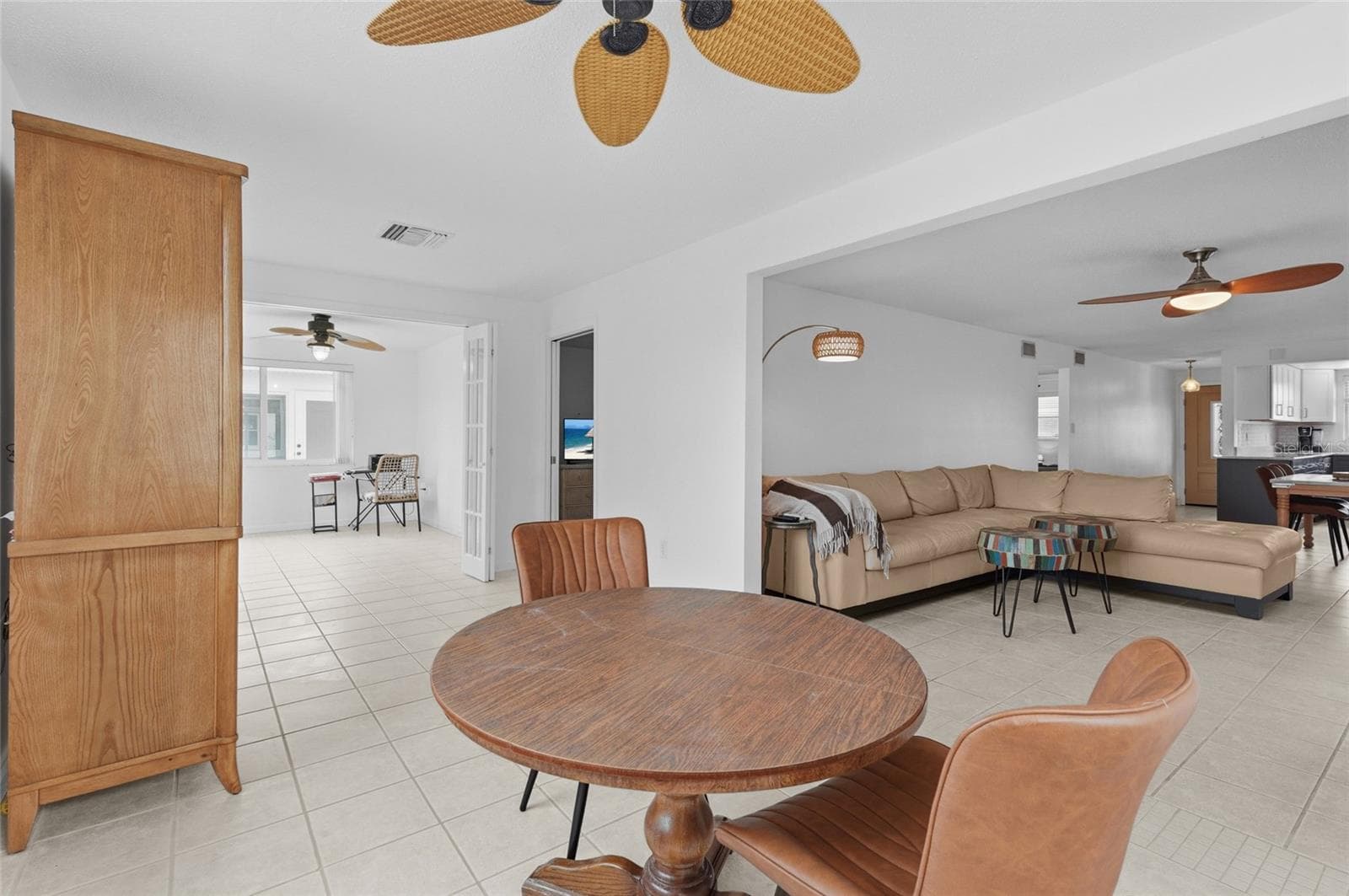 Condominium at 845 SPANISH DR N #845, LONGBOAT KEY, photo 32 of 62