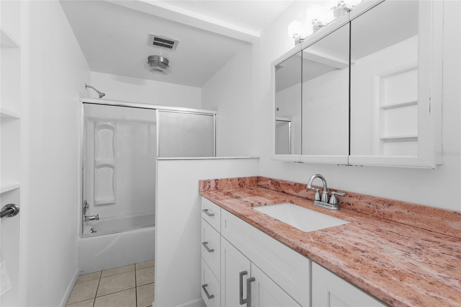 Condominium at 845 SPANISH DR N #845, LONGBOAT KEY, photo 34 of 62