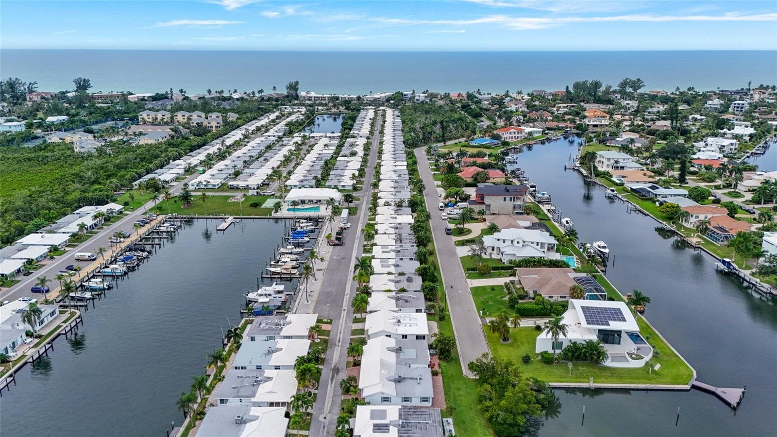 Condominium at 845 SPANISH DR N #845, LONGBOAT KEY, photo 47 of 62