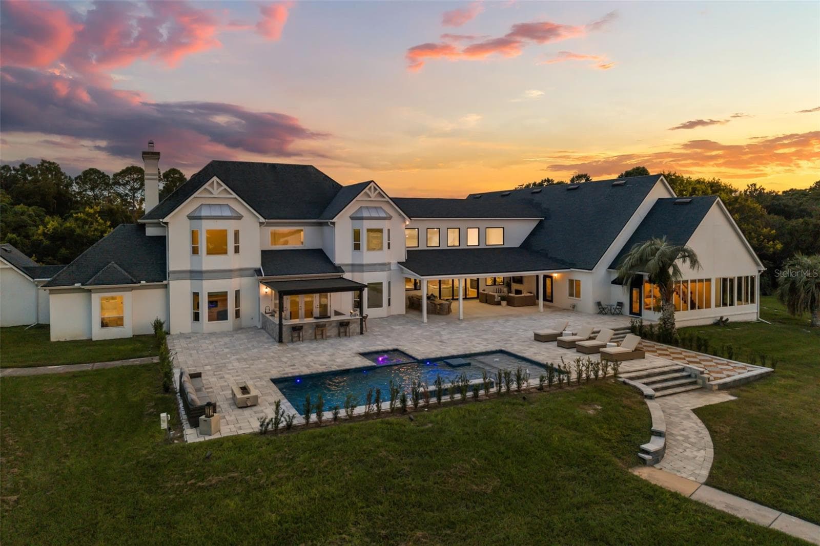 Pool, Lanai, Outdoor Kitchen - 7703 SADLER RD, MOUNT DORA