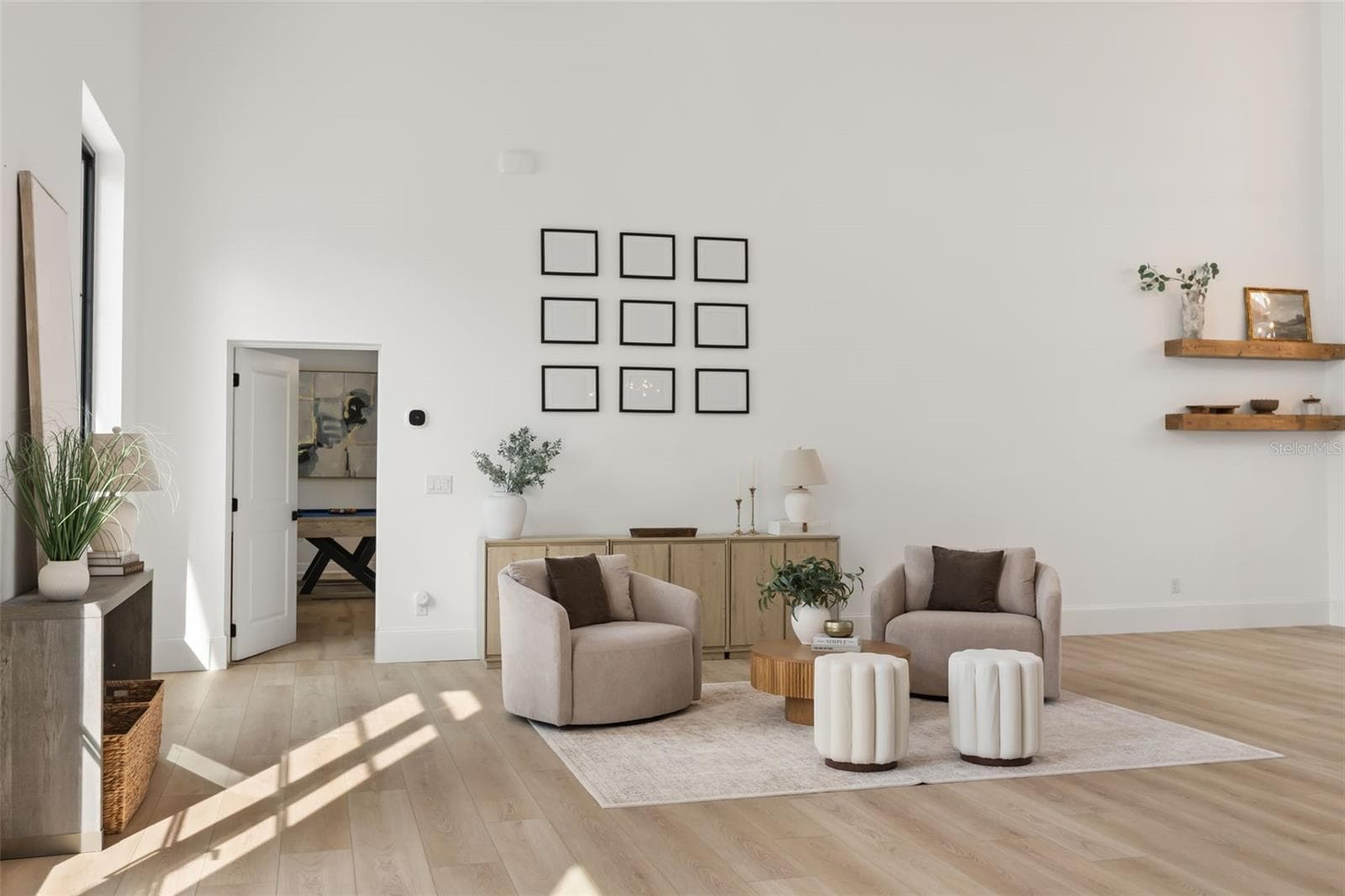 Living Room Sitting Area - 7703 SADLER RD, MOUNT DORA