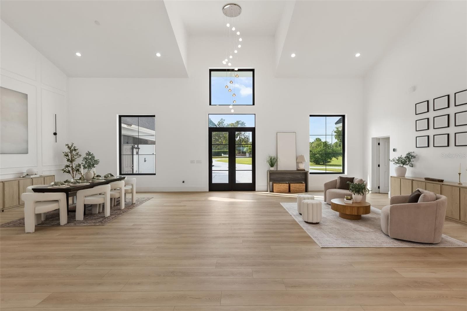 Entry with Dining and Sitting Areas - 7703 SADLER RD, MOUNT DORA