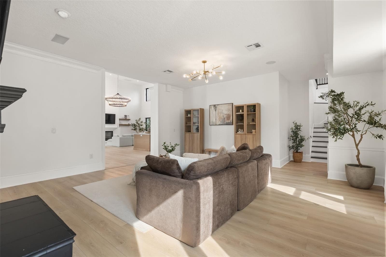 Family Room - 7703 SADLER RD, MOUNT DORA