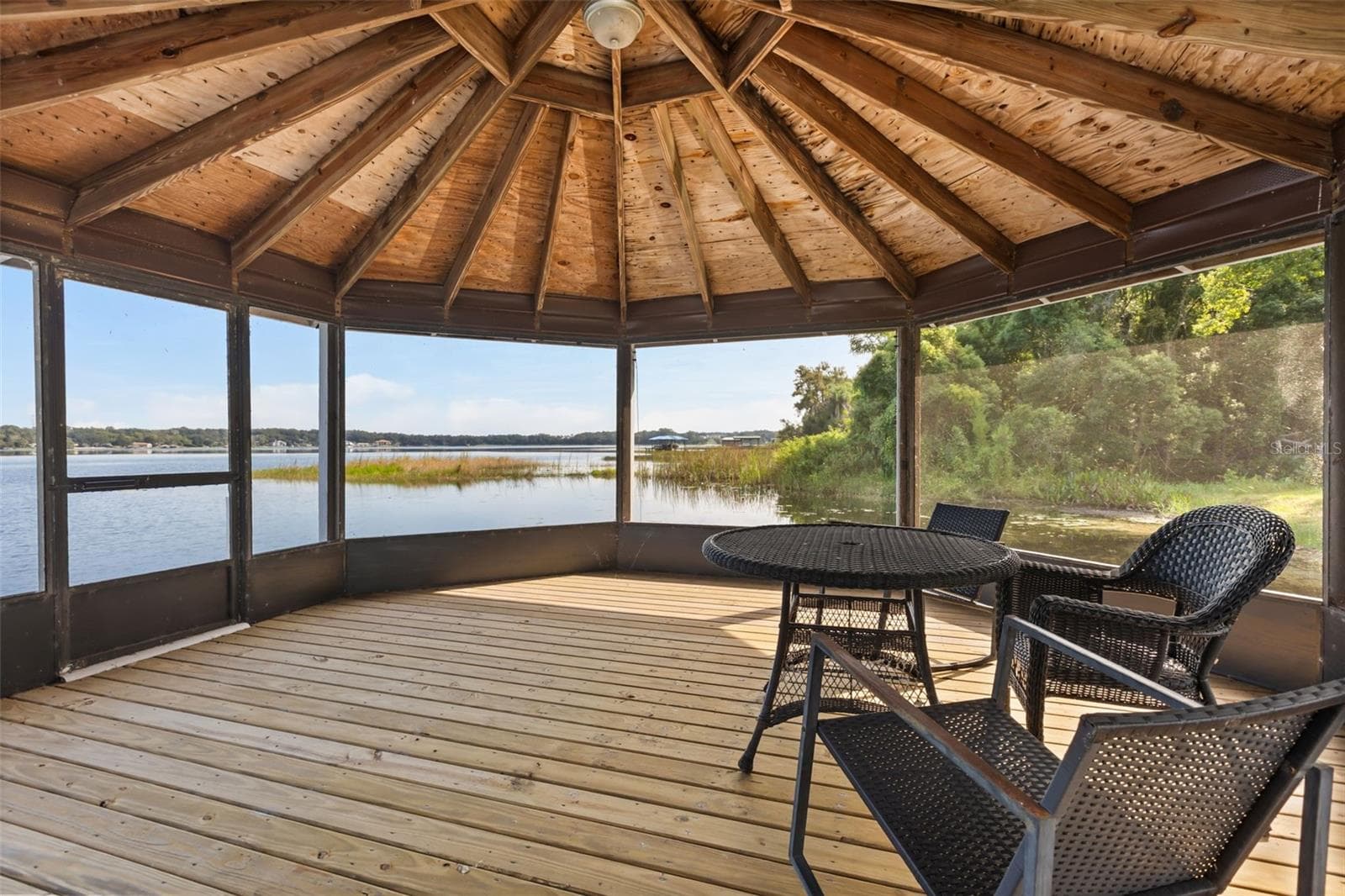 Boat House - Screened Gazebo - 7703 SADLER RD, MOUNT DORA