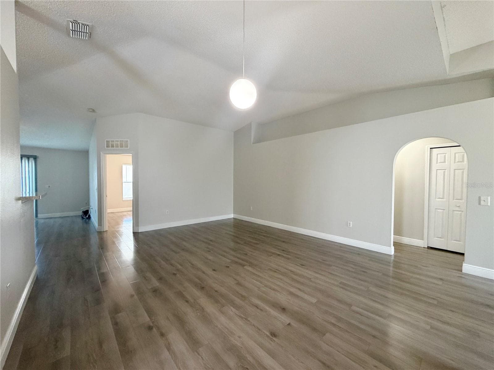 Single Family Residence at 100 CIMARRON LN, POINCIANA, photo 8 of 40