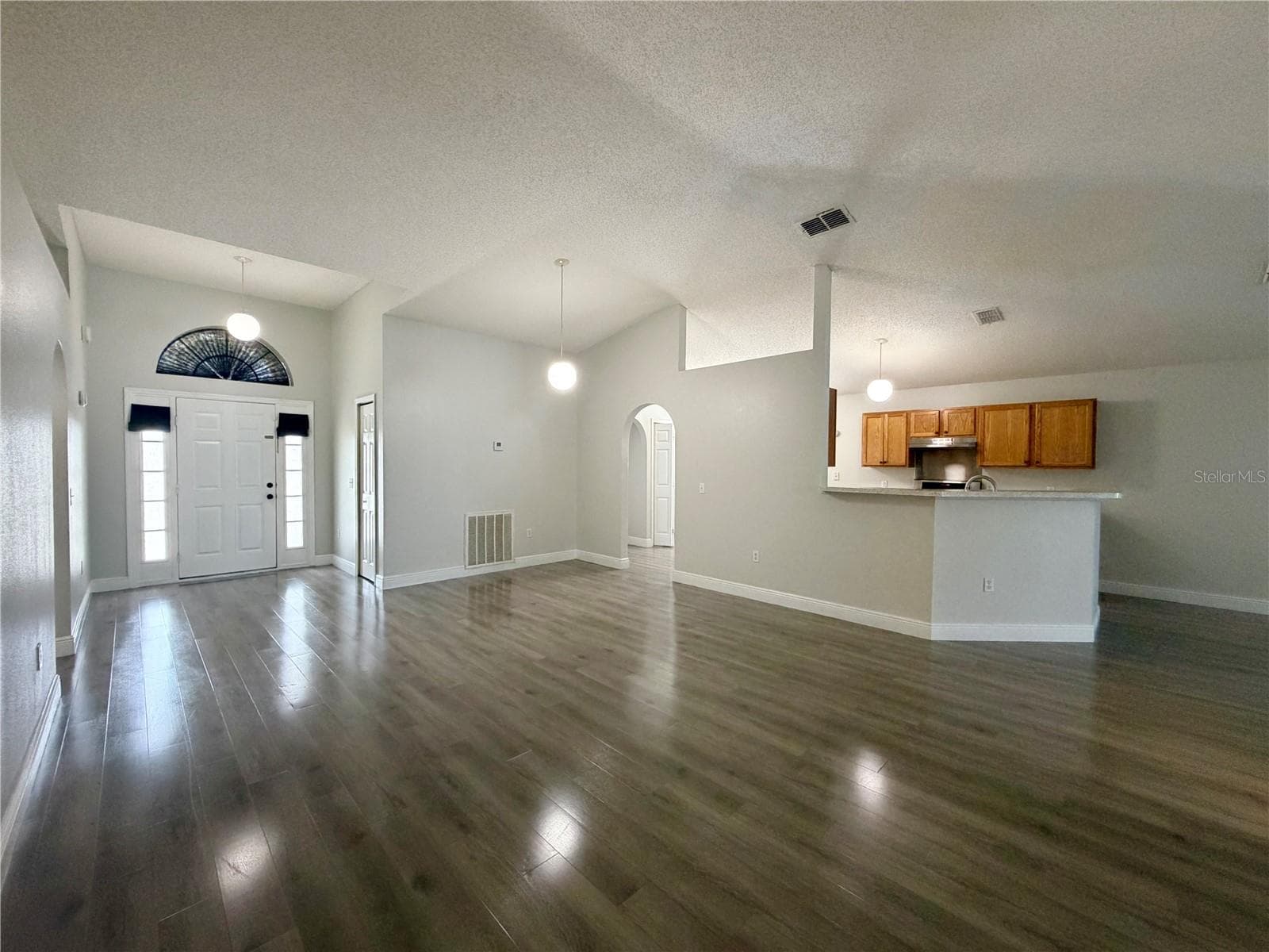Single Family Residence at 100 CIMARRON LN, POINCIANA, photo 10 of 40