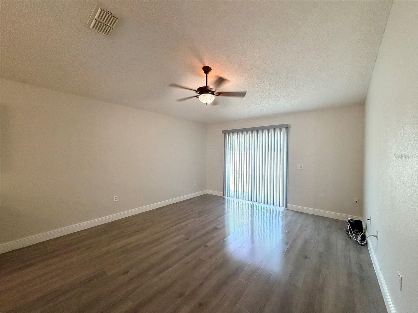 Single Family Residence at 100 CIMARRON LN, POINCIANA, photo 13 of 40