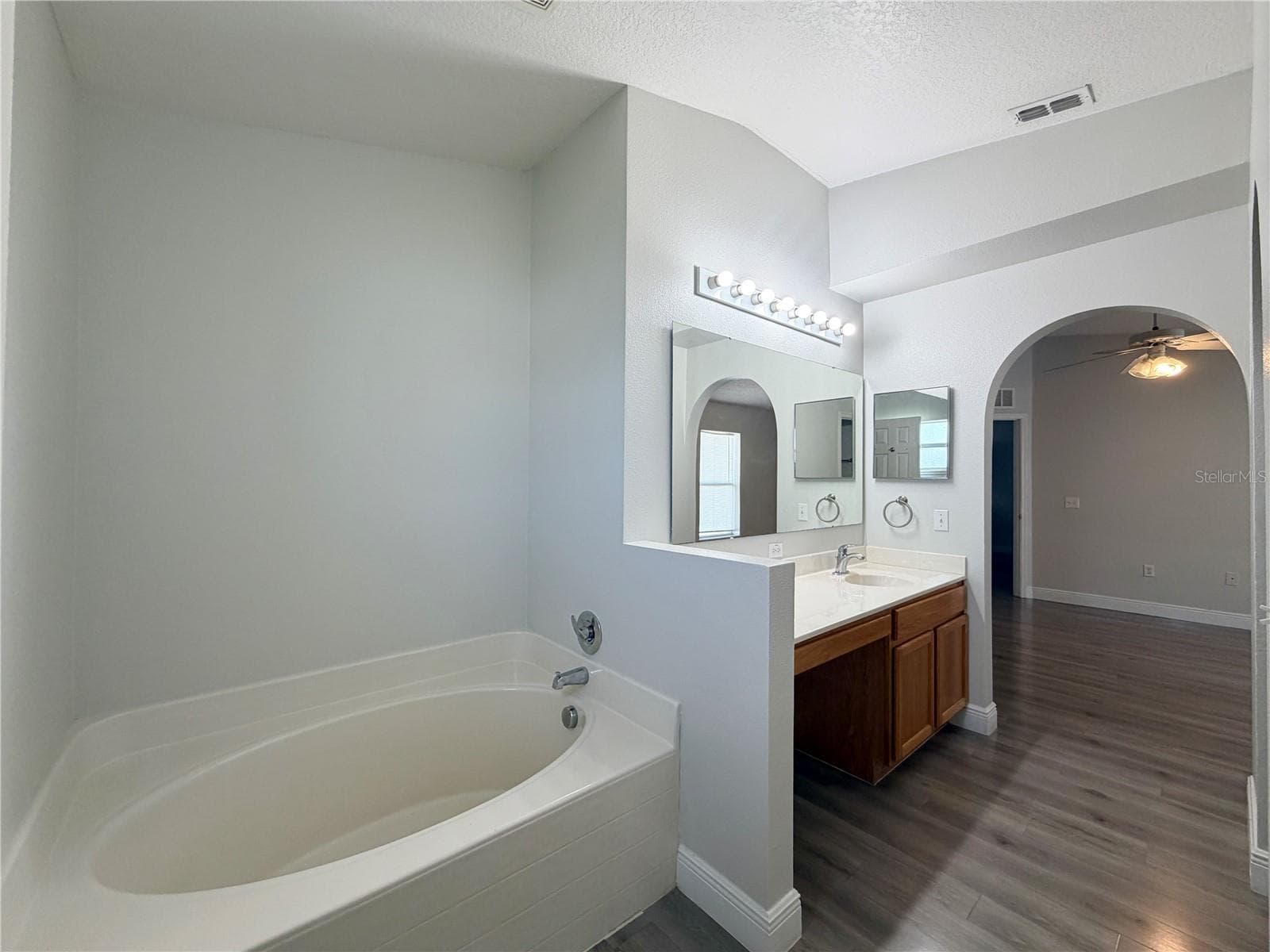 Single Family Residence at 100 CIMARRON LN, POINCIANA, photo 29 of 40