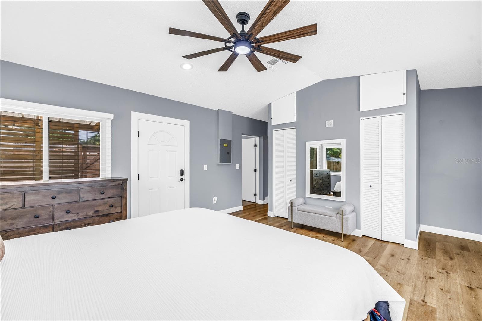 Primary Bedroom with Ensuite Bathroom - 6039 99TH CT, PINELLAS PARK