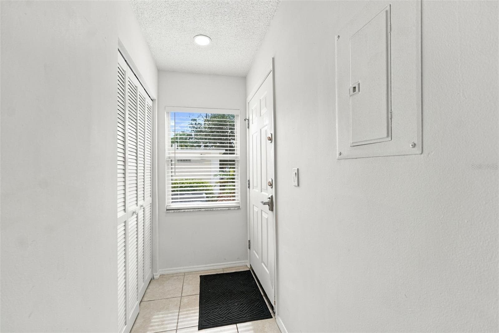 Condominium at 431 CERROMAR LN #347, VENICE, photo 4 of 41