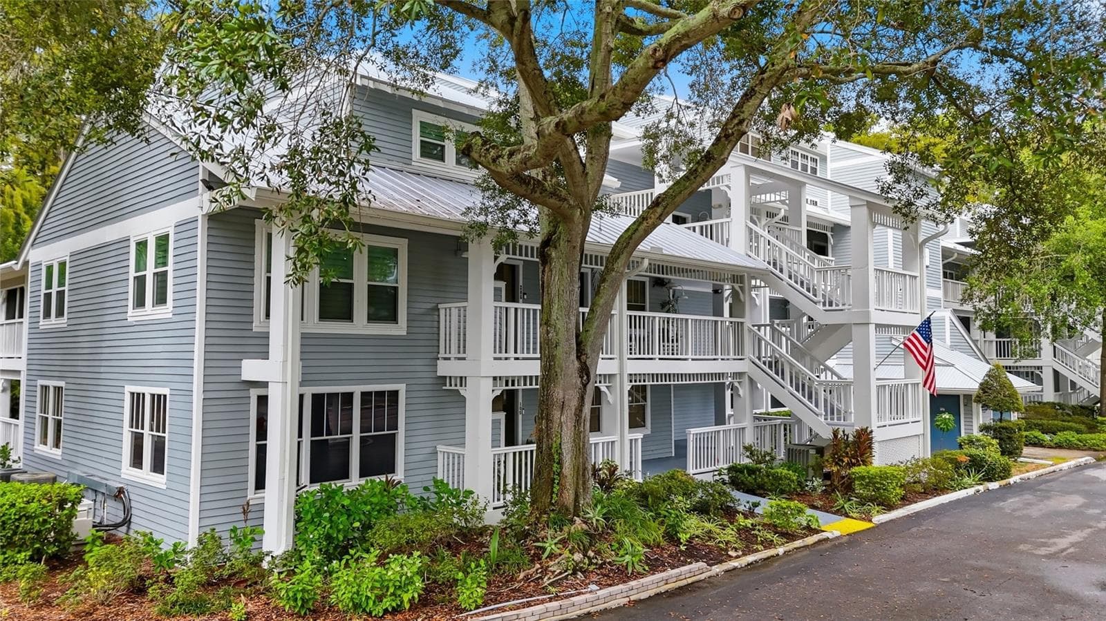 Front of Diana Building, 2511 Dolly Bay Drive - 2511 DOLLY BAY DR #104, PALM HARBOR