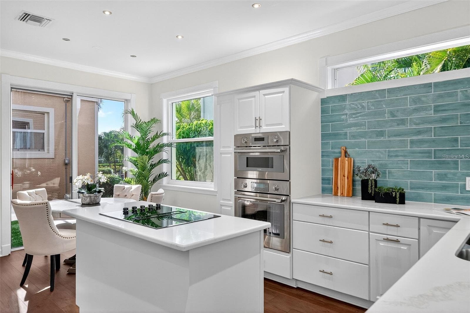 Single Family Residence at 3488 MISTLETOE LN, LONGBOAT KEY, photo 16 of 81