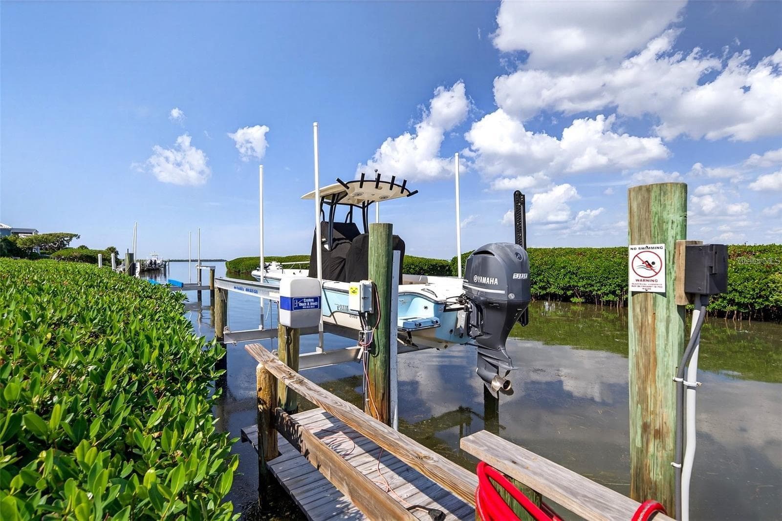 Single Family Residence at 3488 MISTLETOE LN, LONGBOAT KEY, photo 60 of 81