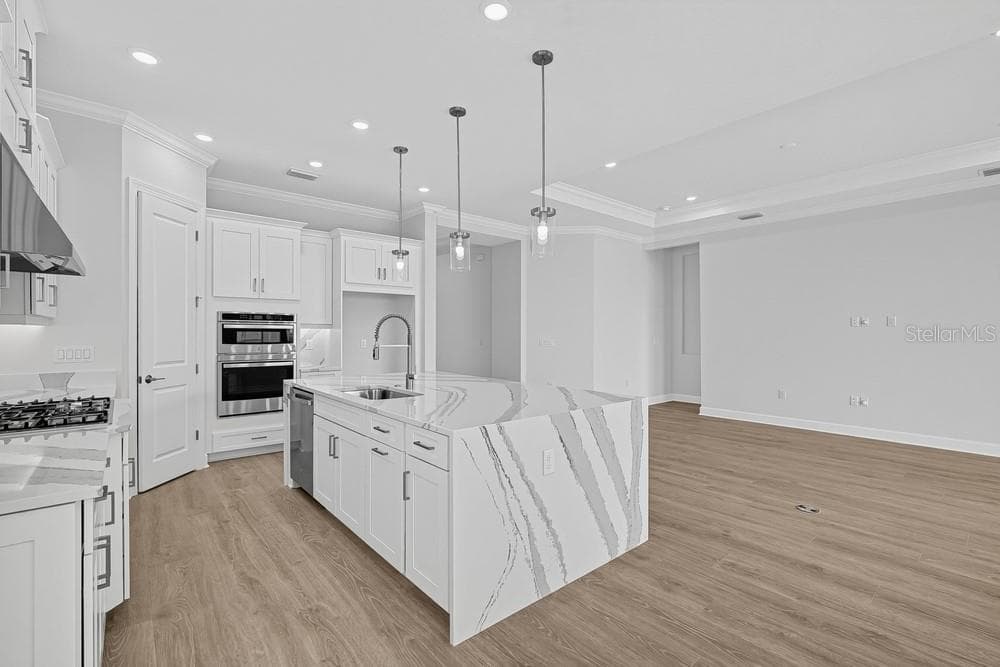 3208 Vicenza ~ Ready Now - 3208 VICENZA CT, BRADENTON