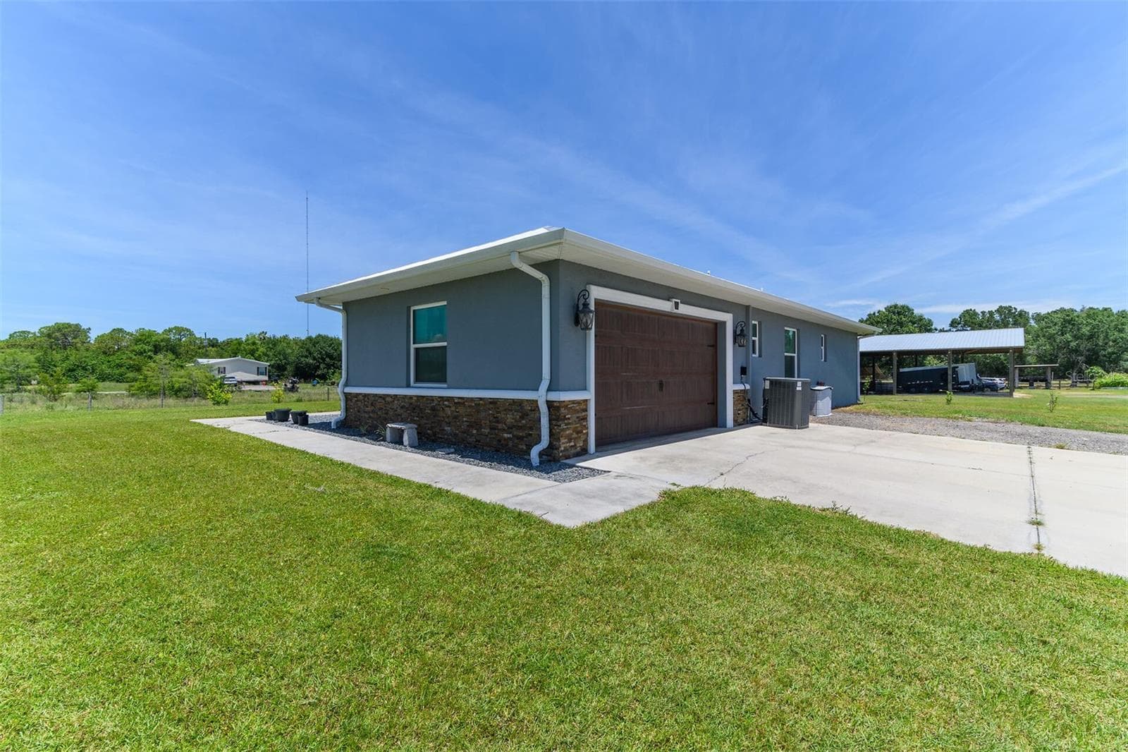 Single Family Residence at 40200 LITTLE FARM RD, PUNTA GORDA, photo 2 of 47