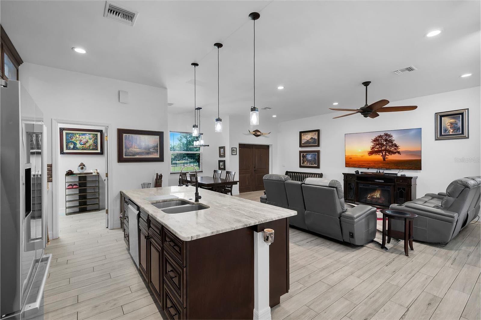 Single Family Residence at 40200 LITTLE FARM RD, PUNTA GORDA, photo 7 of 47