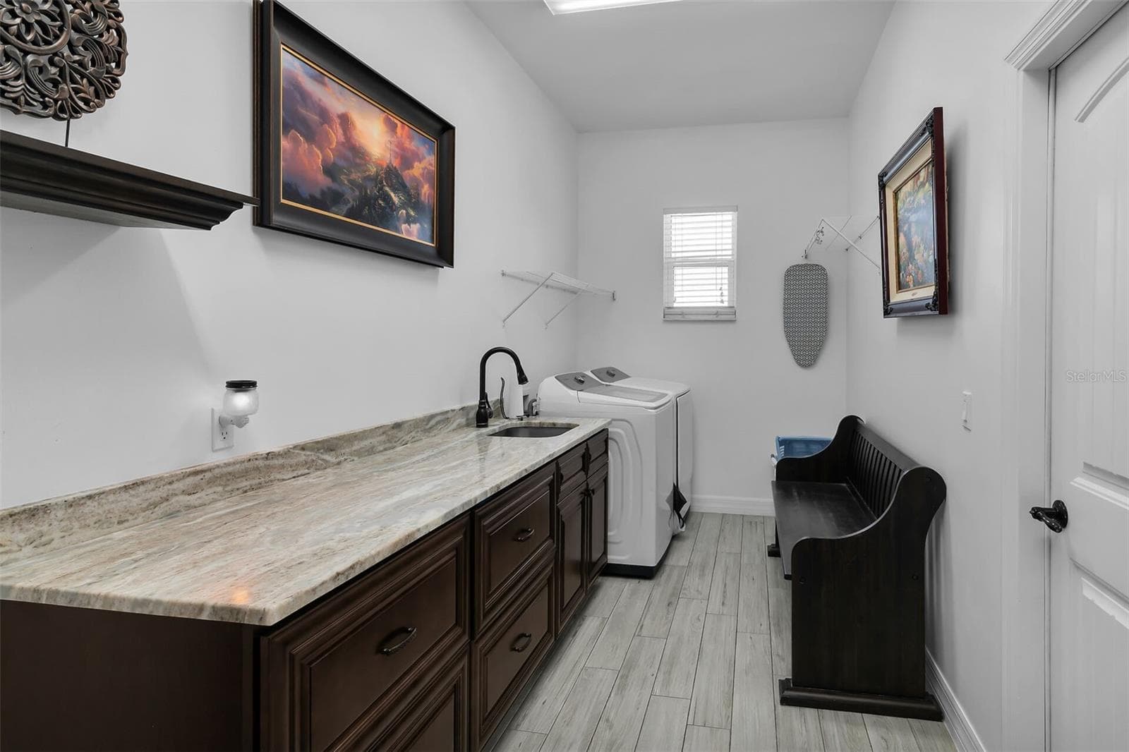 laundry - 40200 LITTLE FARM RD, PUNTA GORDA